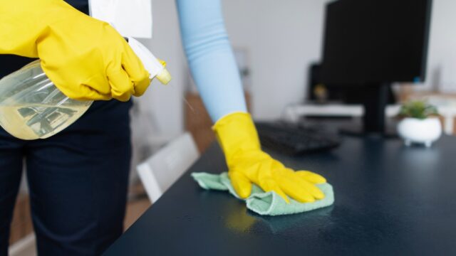 Cleaner