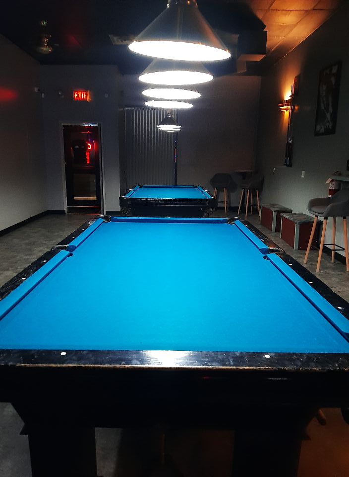 Lj’ Bar pool