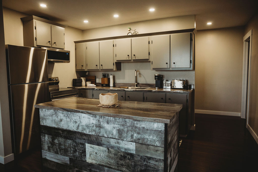 Riverside Suites 2